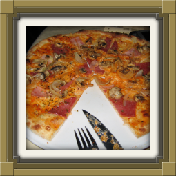 Pizza at Pizzera Venezia in Bremen